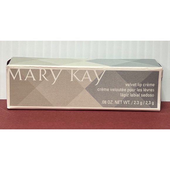 Mary Kay - Silky Lipstick - OH SO Currant Cassis - Picture 5 of 8